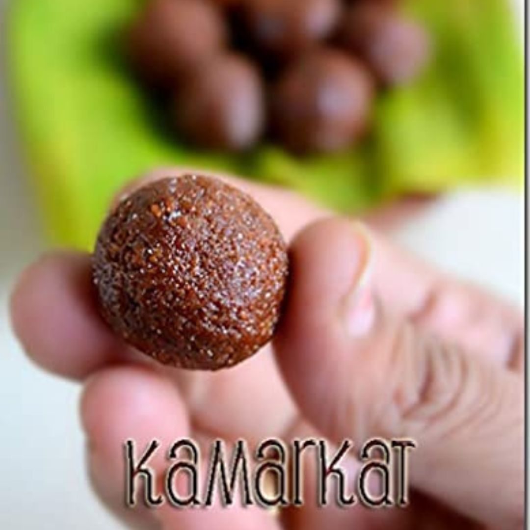 Kamarkattu (coconut jaggery balls) 100g